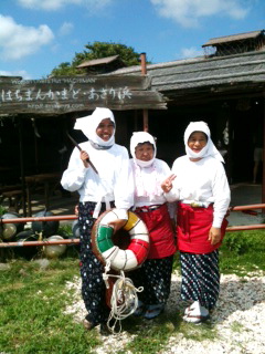 cosplaying in Ama costume